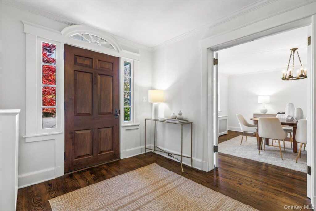 36 Intervale Place, Rye, NY 10580 - Photo 4 of 41