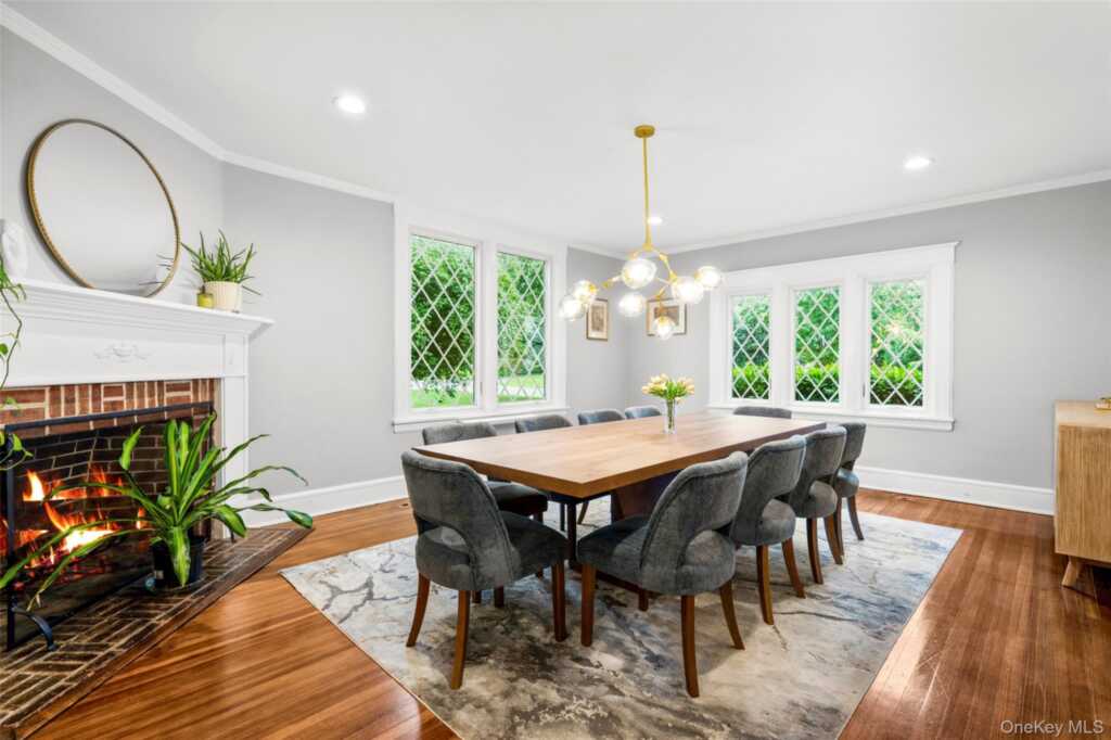 20 Elk Avenue, New Rochelle, NY 10804 - Photo 18 of 40