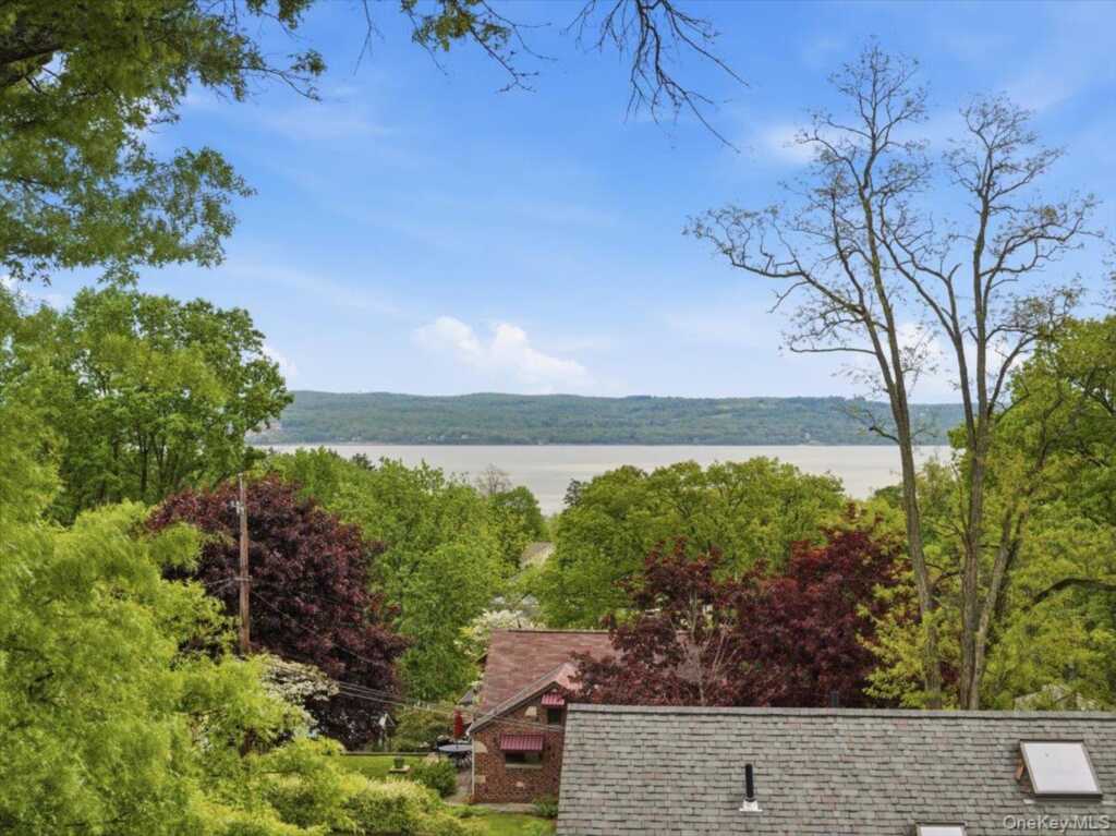 401 Centre Avenue, Nyack, NY 10960 - Photo 24 of 50