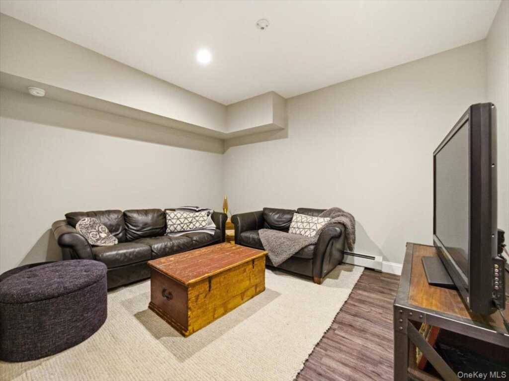 401 Centre Avenue, Nyack, NY 10960 - Photo 40 of 50