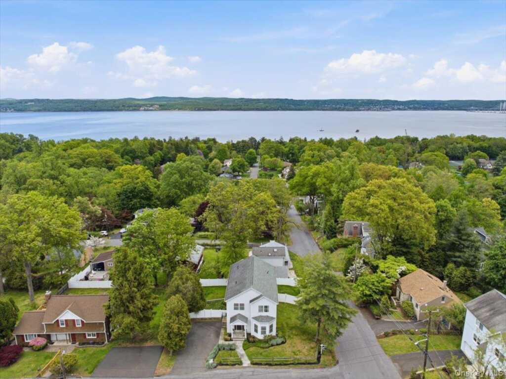 401 Centre Avenue, Nyack, NY 10960 - Photo 45 of 50