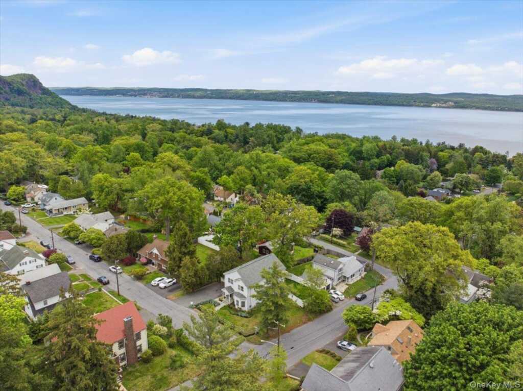 401 Centre Avenue, Nyack, NY 10960 - Photo 46 of 50