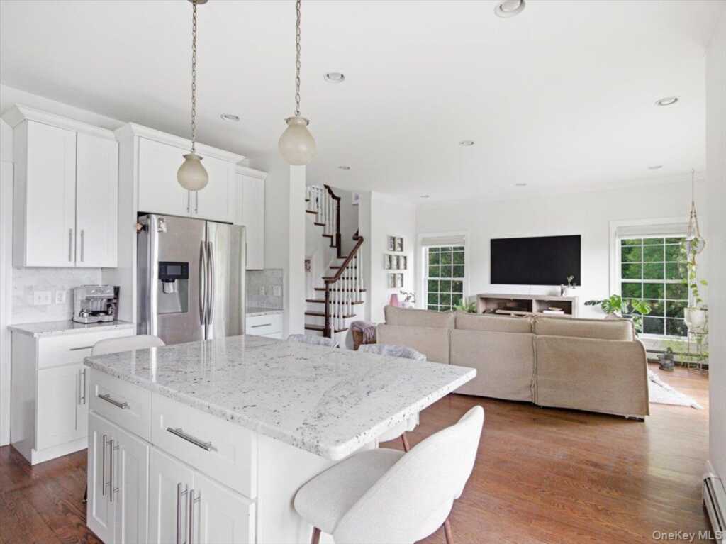 401 Centre Avenue, Nyack, NY 10960 - Photo 8 of 50