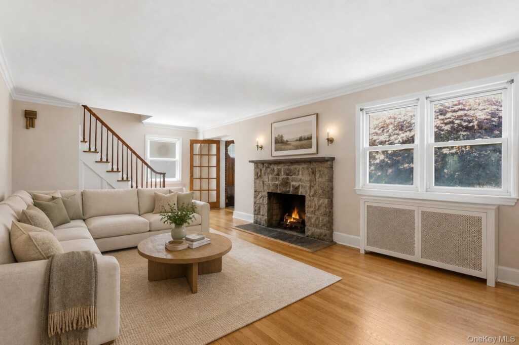 68 Seneca Avenue, White Plains, NY 10603 - Photo 4 of 31