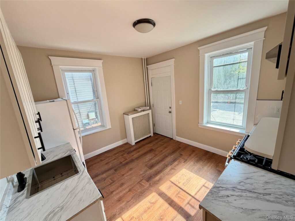 194 Webster Avenue, Unit #1, New Rochelle, NY 10801 - Photo 4 of 12