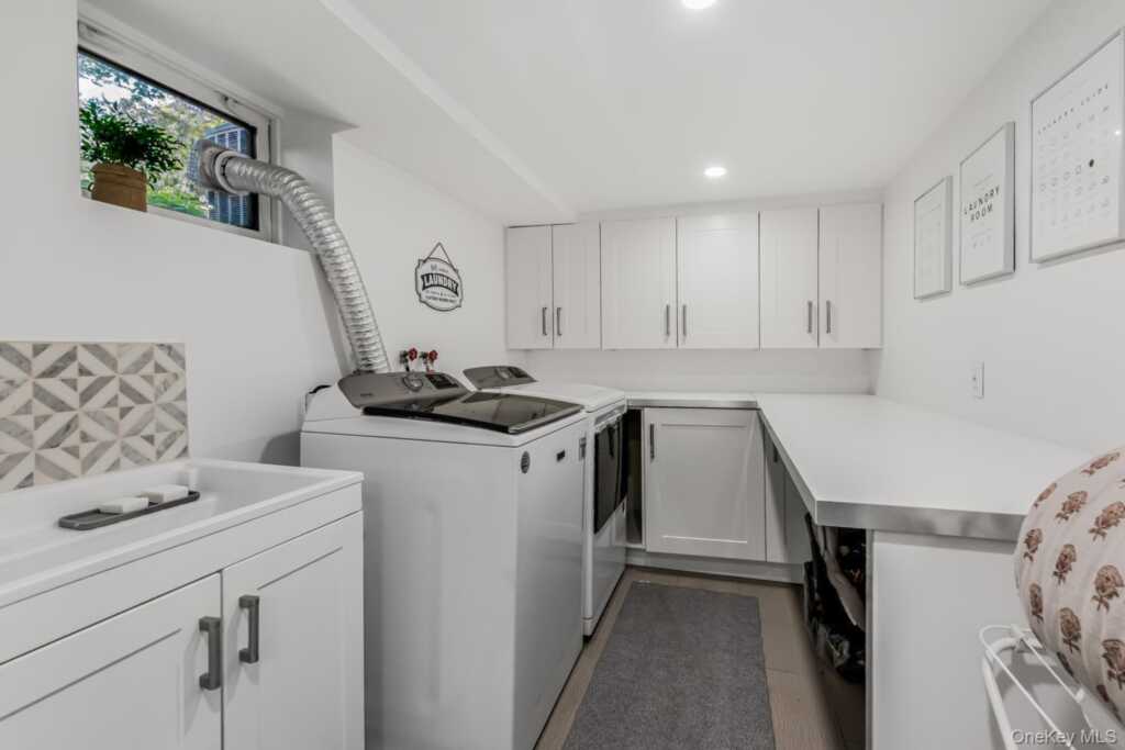 209 Storer Avenue, New Rochelle, NY 10801 - Photo 29 of 39