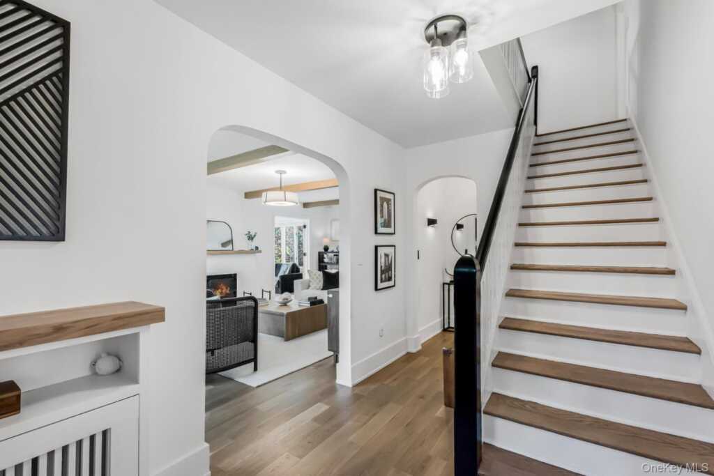 209 Storer Avenue, New Rochelle, NY 10801 - Photo 3 of 39