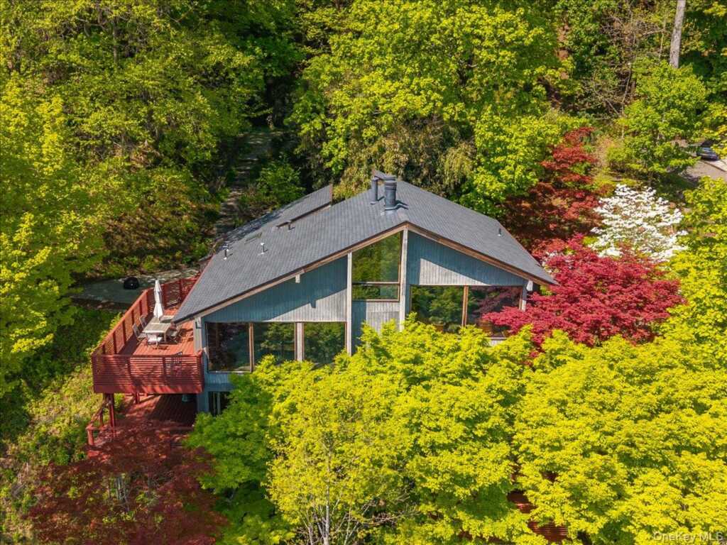181 River Road, Nyack, NY 10960 - Photo 2 of 34