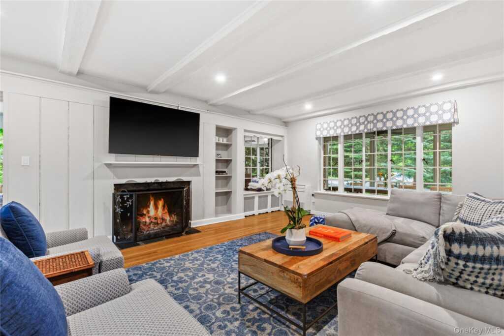 10 Woodland Drive, Rye, NY 10580 - Photo 6 of 39