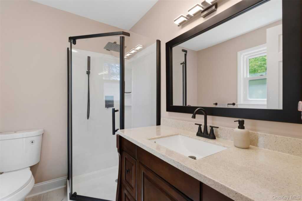 21 Denver Drive, New City, NY 10956 - Photo 15 of 35