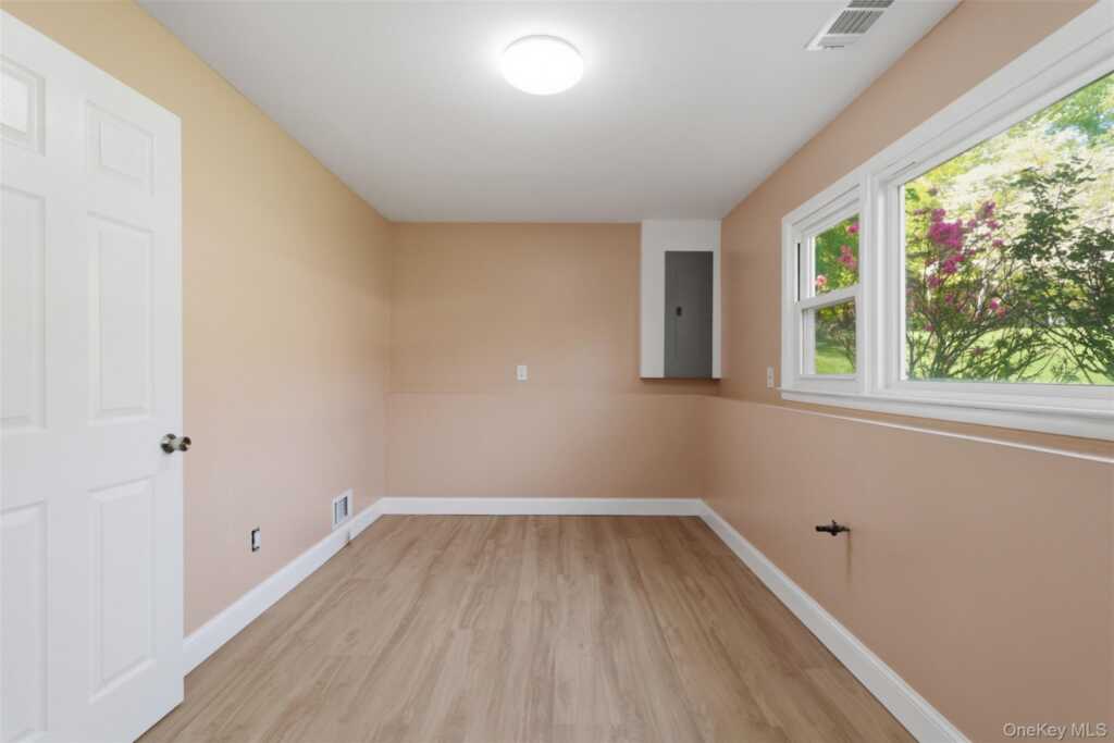21 Denver Drive, New City, NY 10956 - Photo 22 of 35