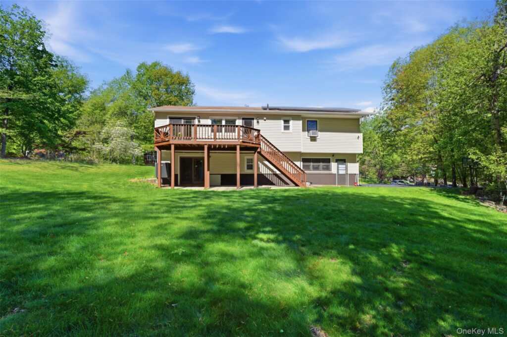 21 Denver Drive, New City, NY 10956 - Photo 28 of 35