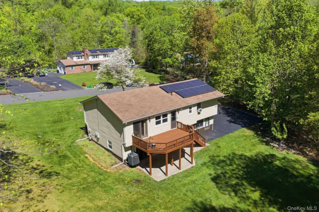 21 Denver Drive, New City, NY 10956 - Photo 31 of 35
