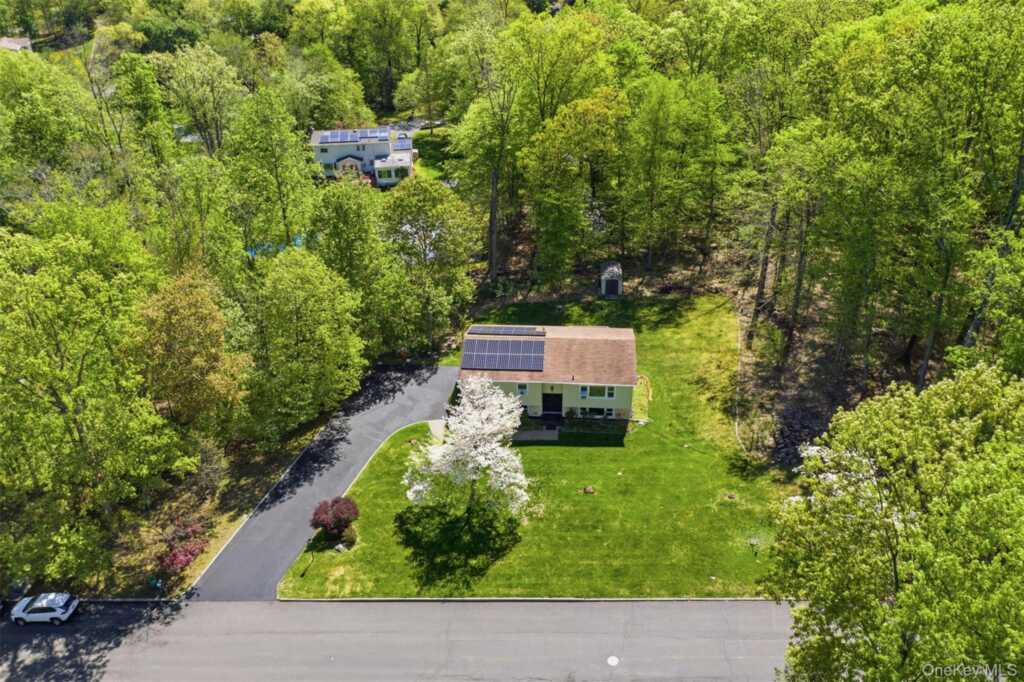 21 Denver Drive, New City, NY 10956 - Photo 34 of 35