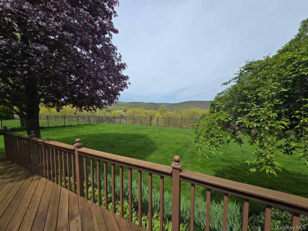 54 Wilderness Drive, Stony Point, NY 10980 - Photo 12 of 25