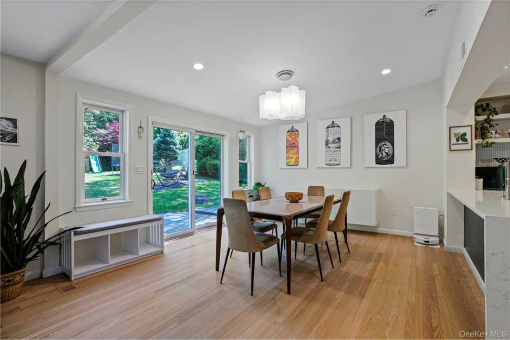 97 Hanson Lane, New Rochelle, NY 10804 - Photo 9 of 43