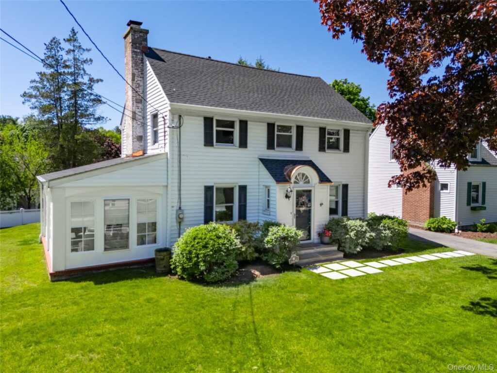 64 Tamarack Road, Rye, NY 10573 - Photo 2 of 46