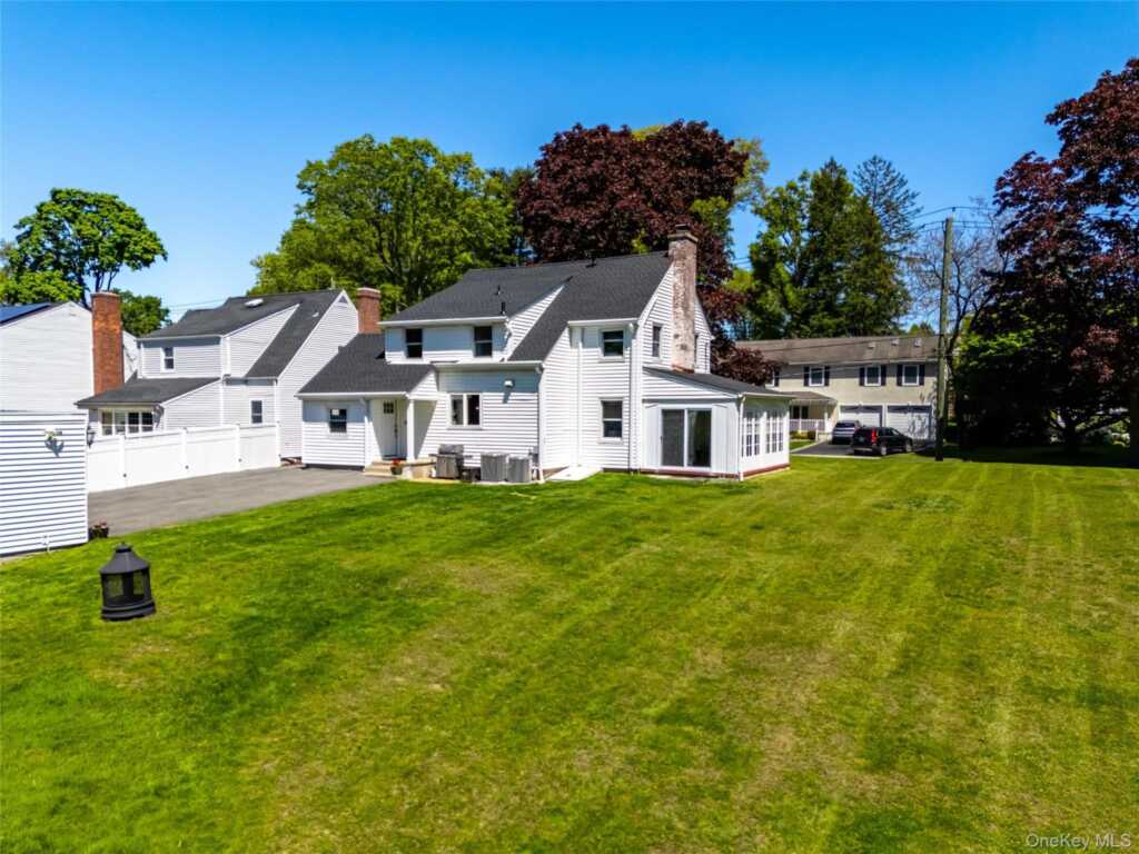 64 Tamarack Road, Rye, NY 10573 - Photo 40 of 46