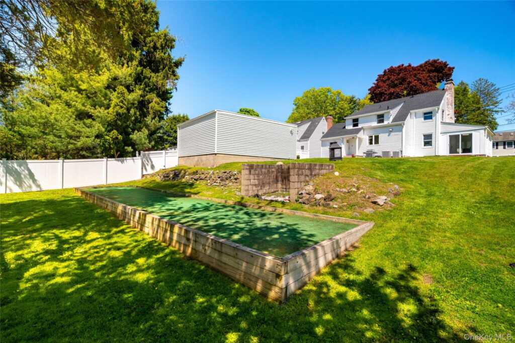 64 Tamarack Road, Rye, NY 10573 - Photo 42 of 46