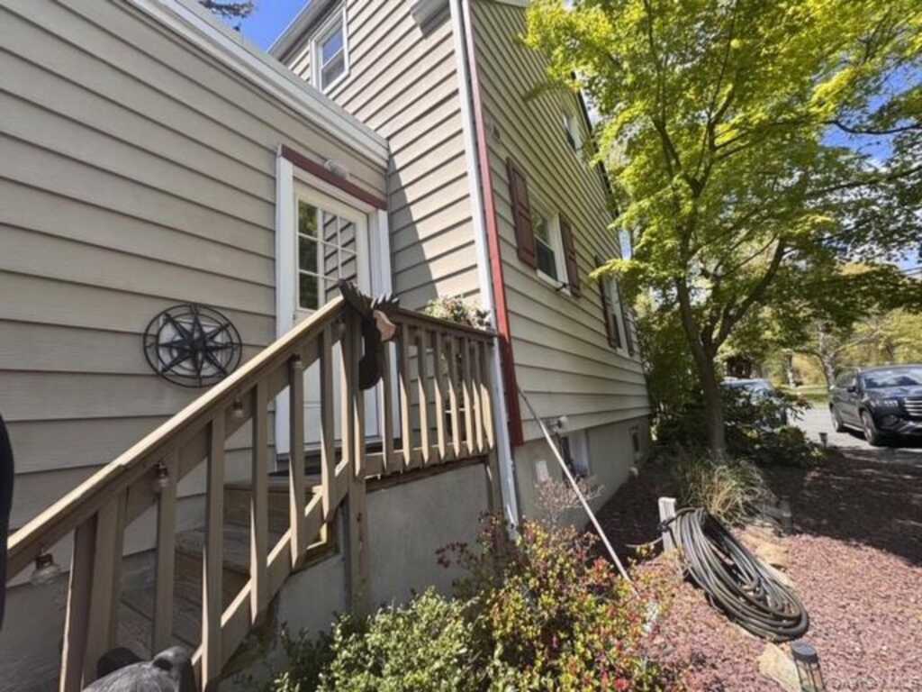 468 W Clarkstown Road, New City, NY 10956 - Photo 19 of 23