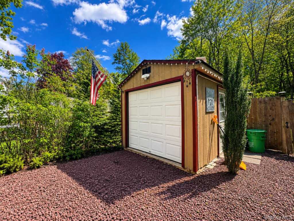 468 W Clarkstown Road, New City, NY 10956 - Photo 20 of 23