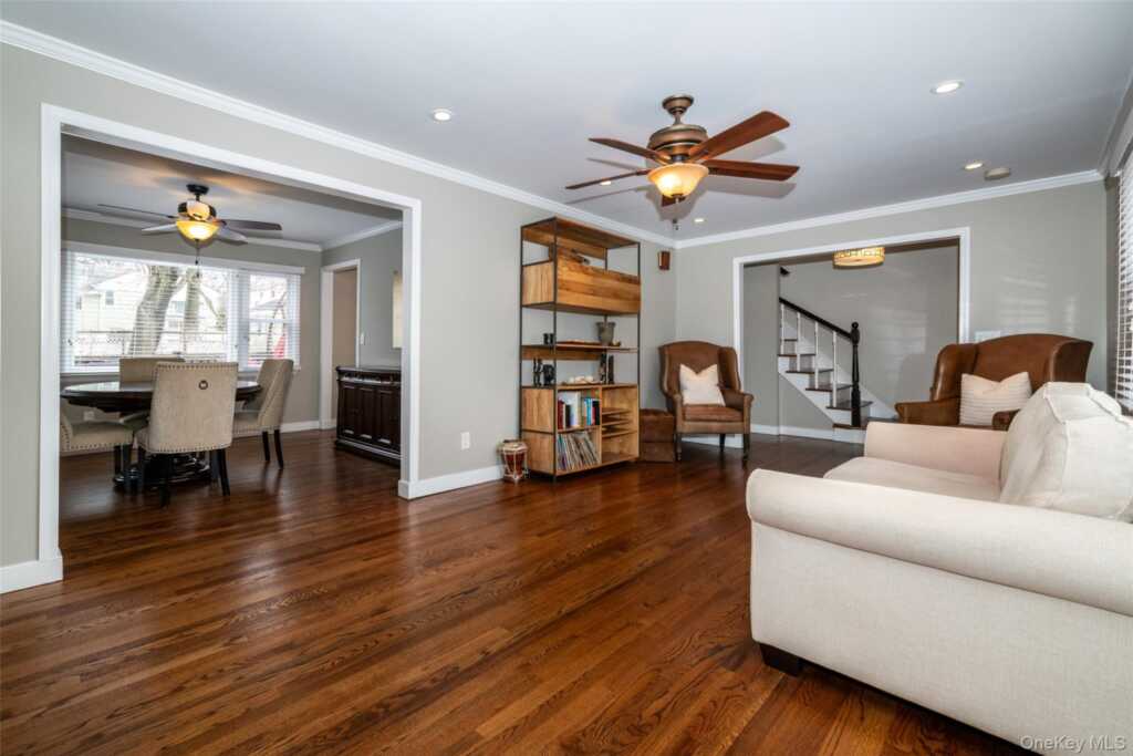 29 Oakdale Avenue, New Rochelle, NY 10801