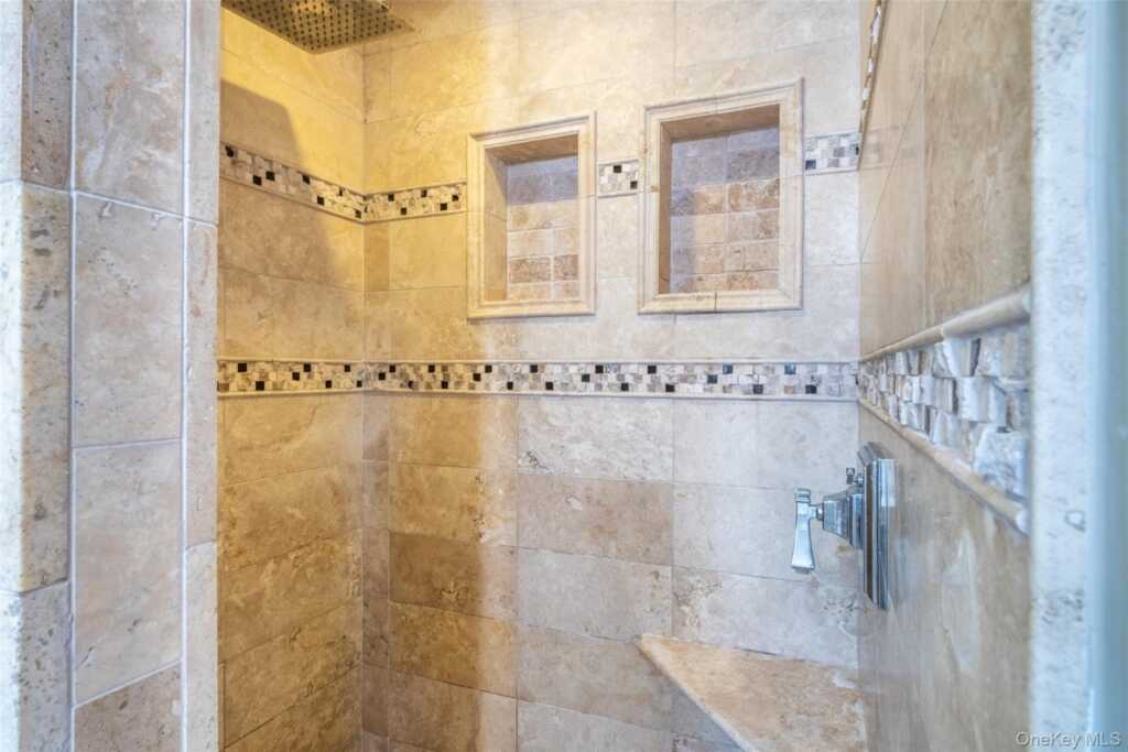 29 Oakdale Avenue, New Rochelle, NY 10801 - Photo 16 of 41