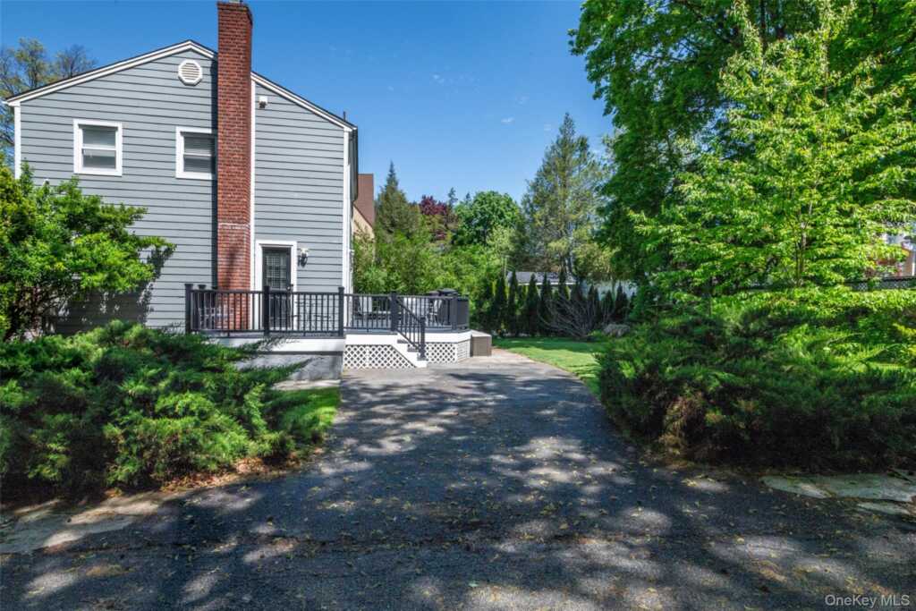 29 Oakdale Avenue, New Rochelle, NY 10801 - Photo 25 of 41