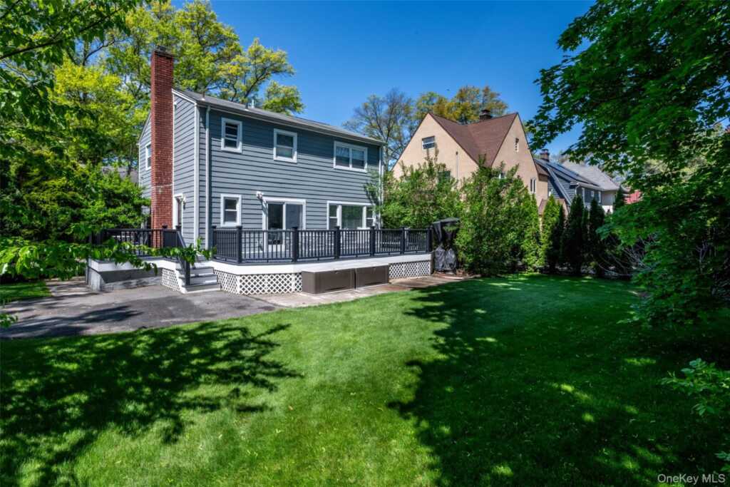 29 Oakdale Avenue, New Rochelle, NY 10801 - Photo 29 of 41