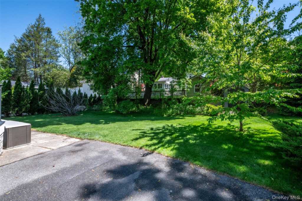 29 Oakdale Avenue, New Rochelle, NY 10801 - Photo 36 of 41