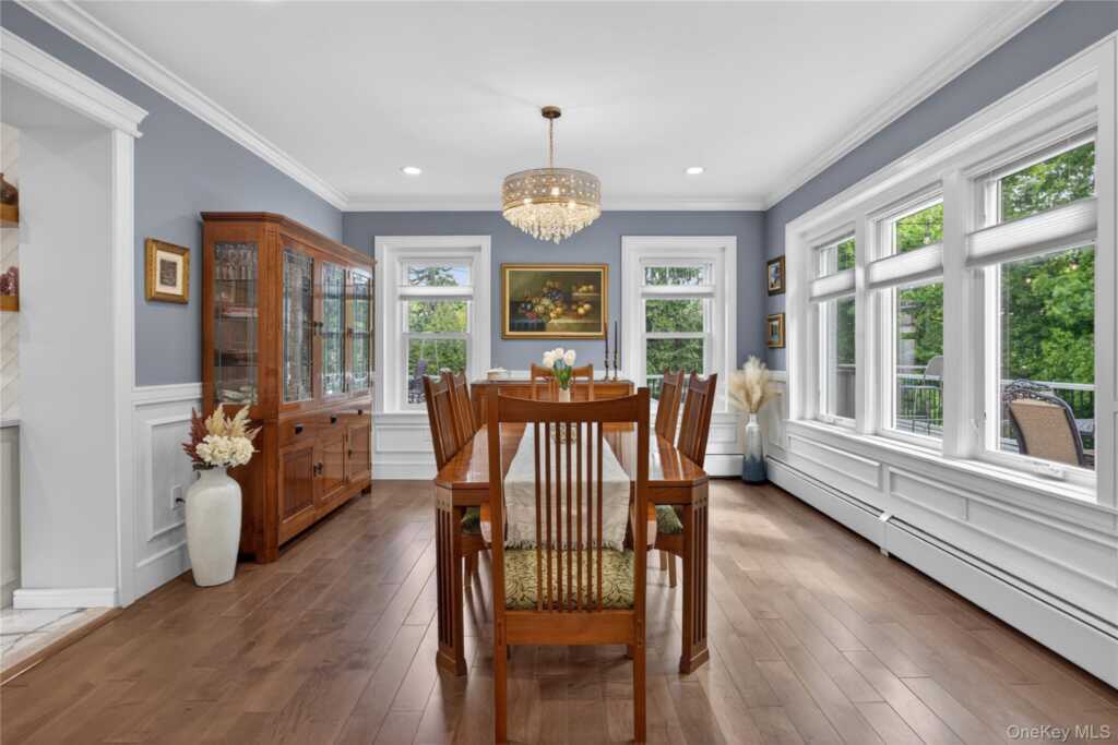 109 W Park Avenue, Pearl River, NY 10965 - Photo 15 of 50