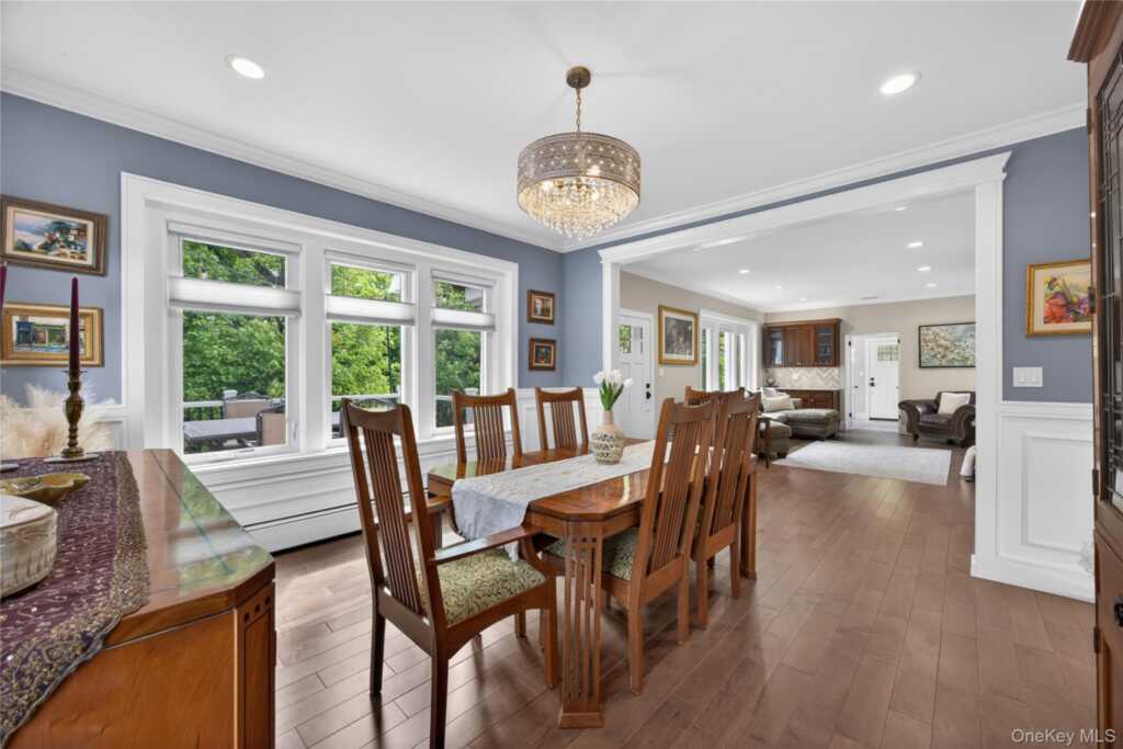 109 W Park Avenue, Pearl River, NY 10965 - Photo 17 of 50