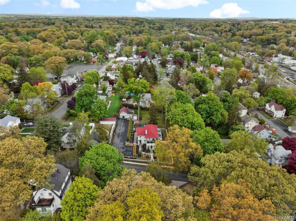 109 W Park Avenue, Pearl River, NY 10965 - Photo 48 of 50