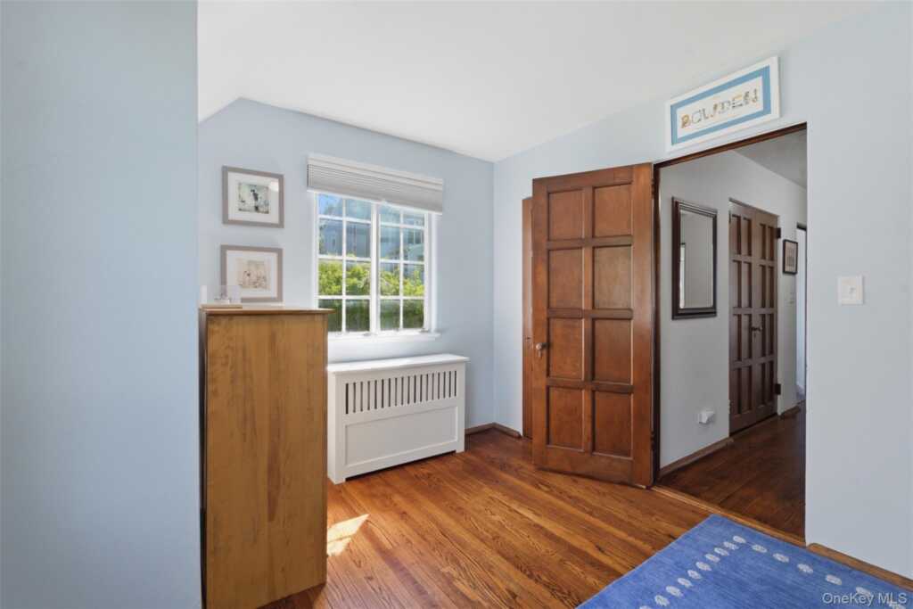 15 Kingsbury Road, New Rochelle, NY 10804 - Photo 21 of 30