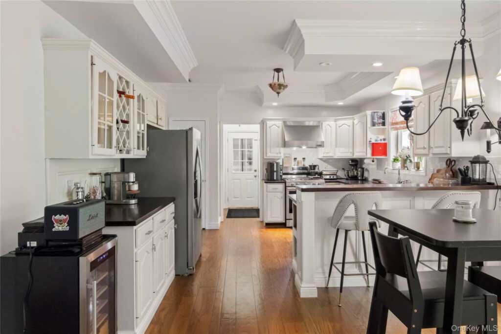 29 John F Kennedy Drive, Stony Point, NY 10980 - Photo 11 of 40