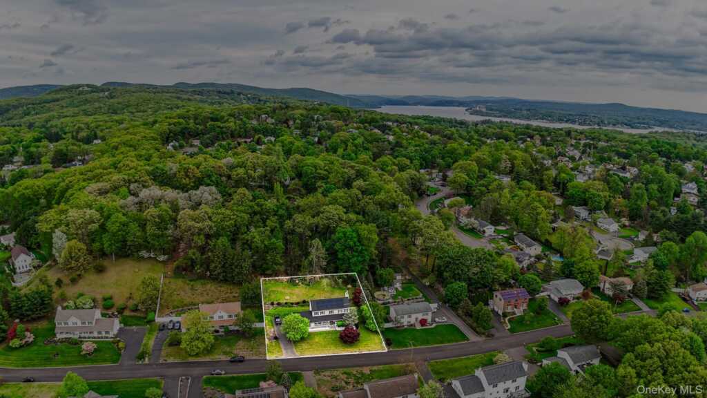29 John F Kennedy Drive, Stony Point, NY 10980 - Photo 33 of 40