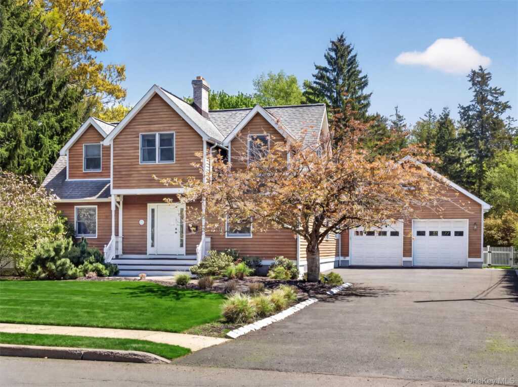 407 N Midland Avenue, Nyack, NY 10960 - Photo 2 of 50