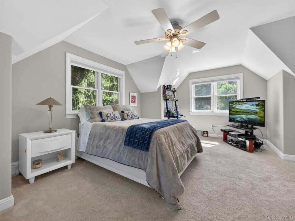 407 N Midland Avenue, Nyack, NY 10960 - Photo 29 of 50