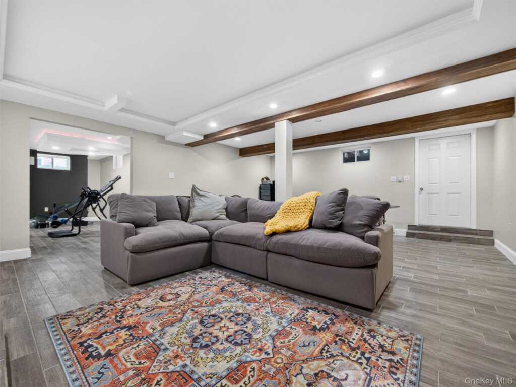 407 N Midland Avenue, Nyack, NY 10960 - Photo 38 of 50