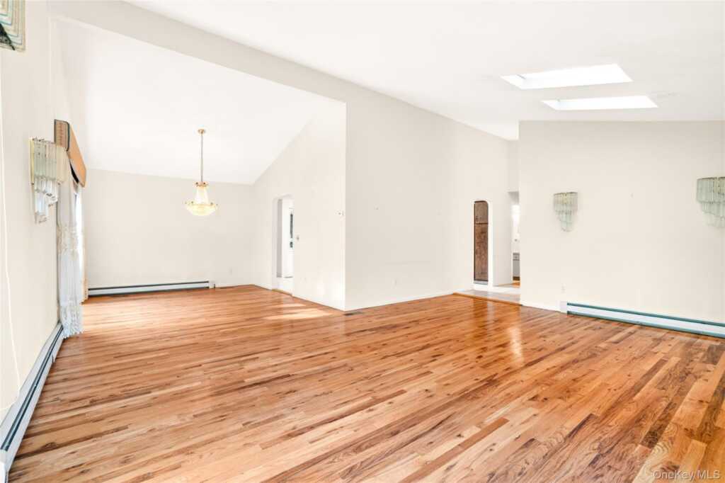 4 Hobart Court, New City, NY 10956 - Photo 10 of 48