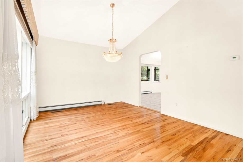 4 Hobart Court, New City, NY 10956 - Photo 12 of 48