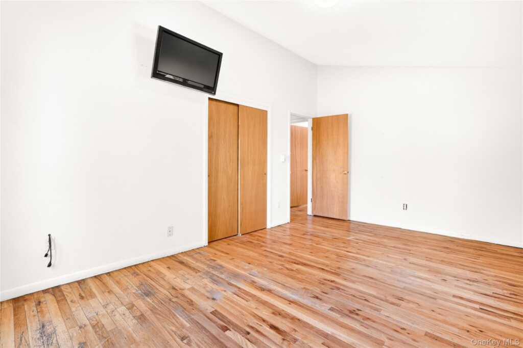 4 Hobart Court, New City, NY 10956 - Photo 31 of 48