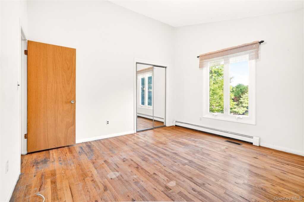 4 Hobart Court, New City, NY 10956 - Photo 33 of 48
