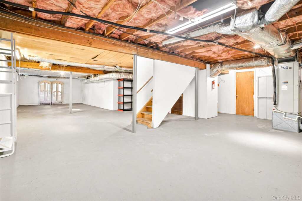 4 Hobart Court, New City, NY 10956 - Photo 35 of 48