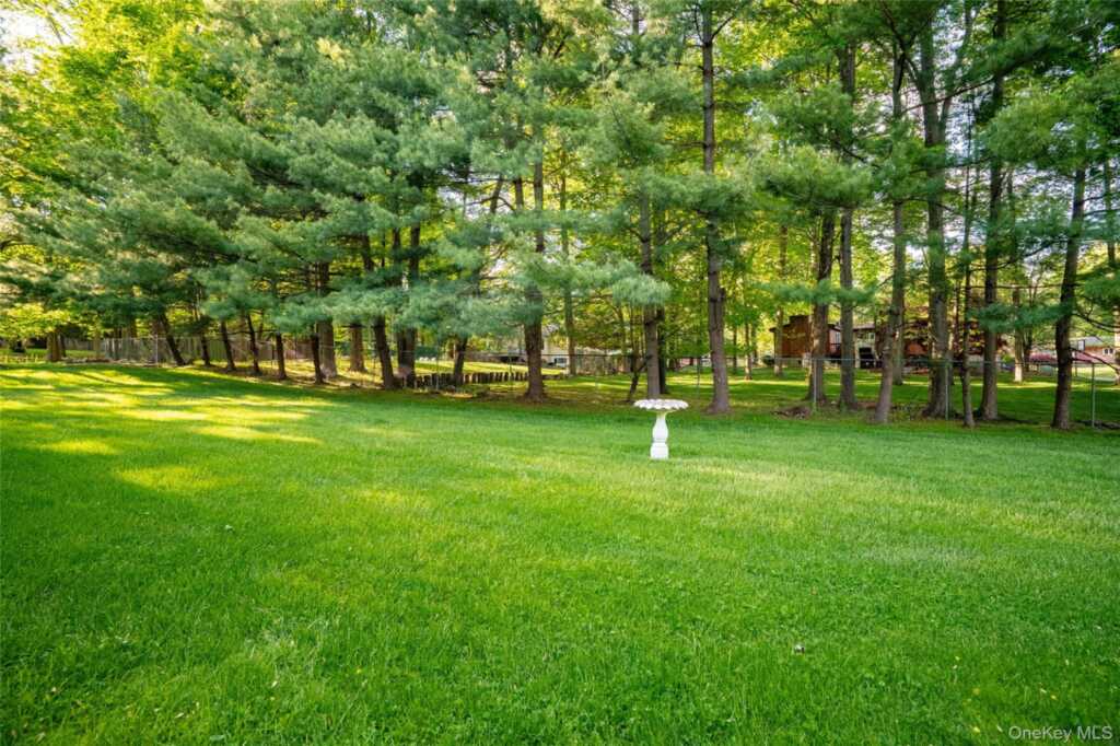 4 Hobart Court, New City, NY 10956 - Photo 4 of 48