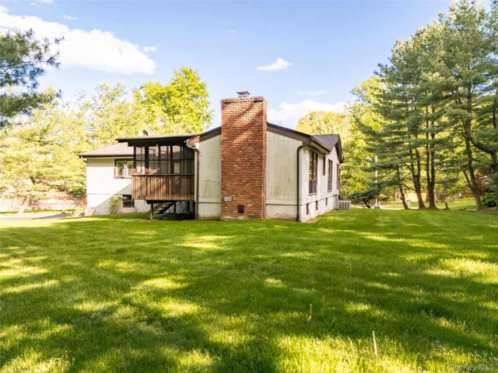 4 Hobart Court, New City, NY 10956 - Photo 5 of 48