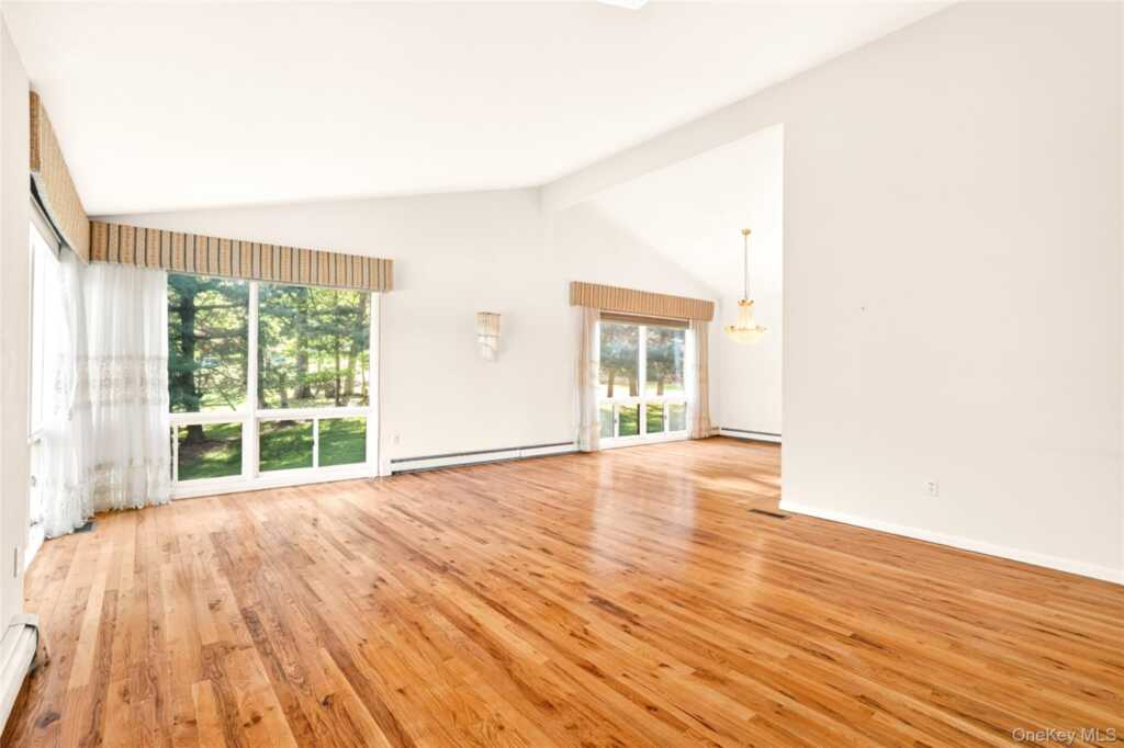 4 Hobart Court, New City, NY 10956 - Photo 9 of 48