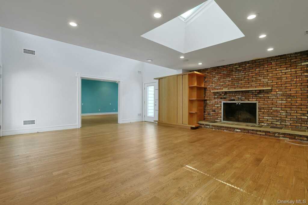 44 Ruth Drive, New City, NY 10956 - Photo 13 of 45