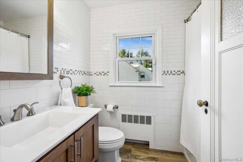 62 Broadfield Road, New Rochelle, NY 10804 - Photo 23 of 40