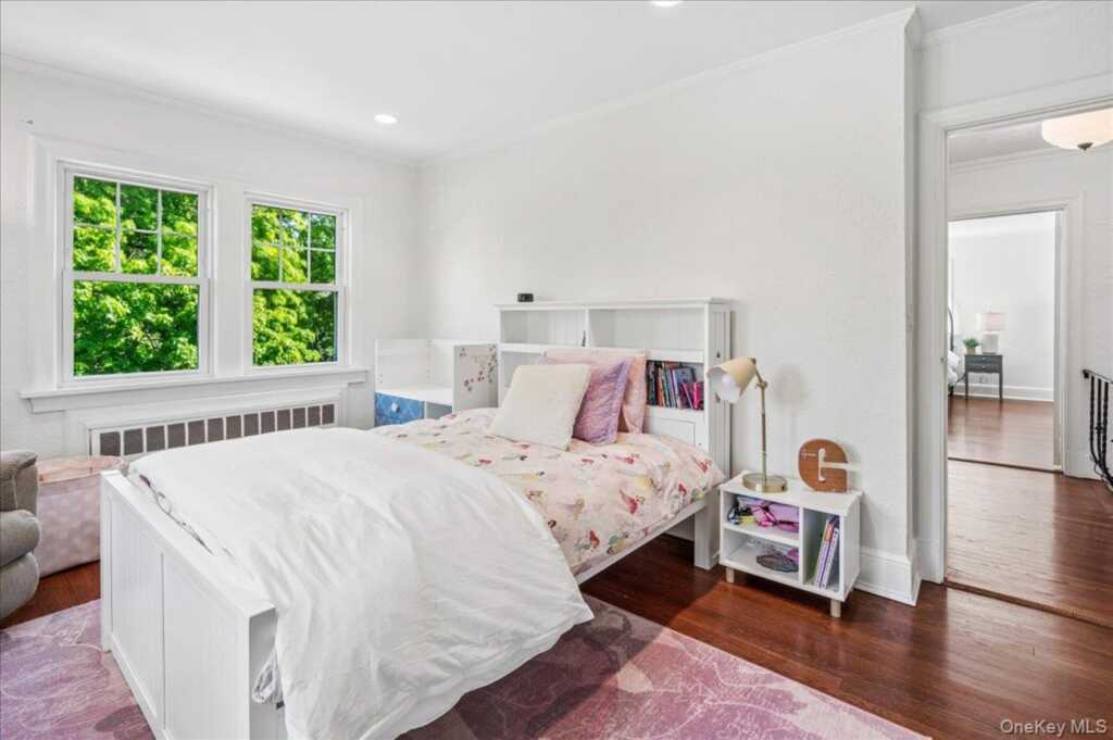 62 Broadfield Road, New Rochelle, NY 10804 - Photo 26 of 40
